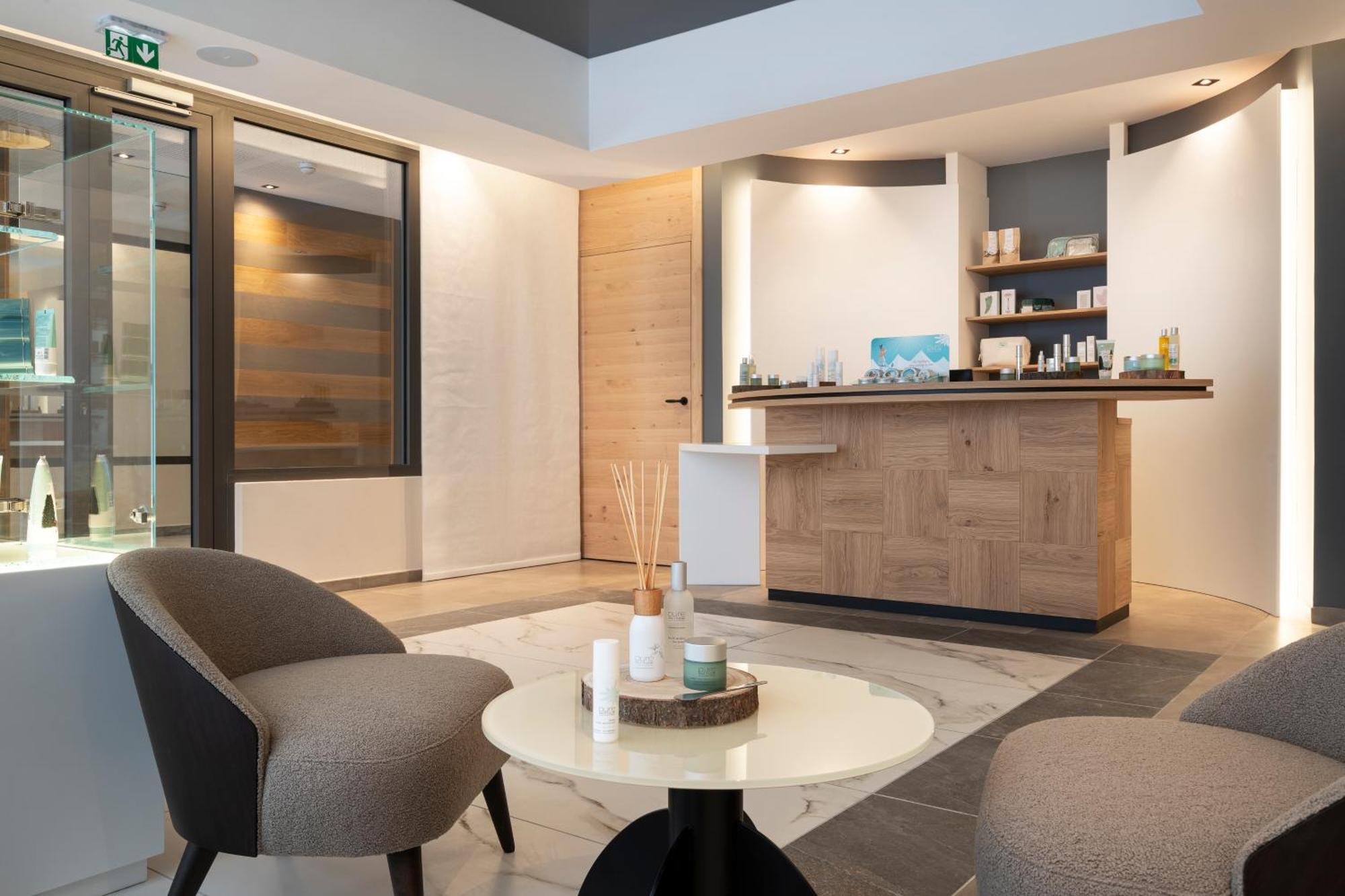 Mgm Hotels & Residences - Residence Alhena フレーヌ エクステリア 写真